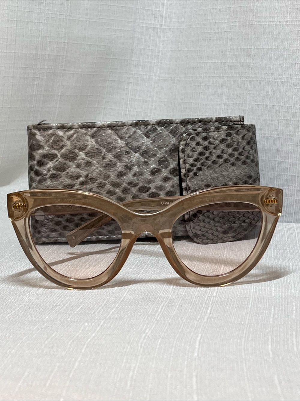 SolarX Cat Eye Sunglasses Nude Translucent Ombré’ UV400 lens + Case